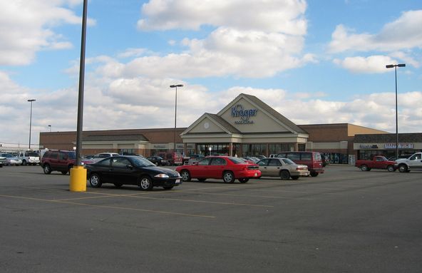 London Plaza: 224-232 Lafayette Street, London, OH 43140